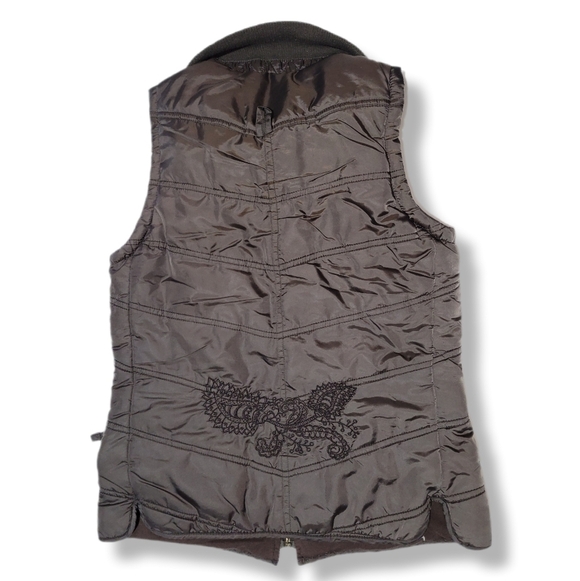 Maurices 2000s Y2K Brown Quilted Puffer Fall Vest Embroidered Paisley Detail - Picture 2 of 9